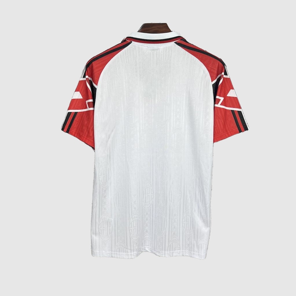 Retro 1997/98 Shirt · Design 2
