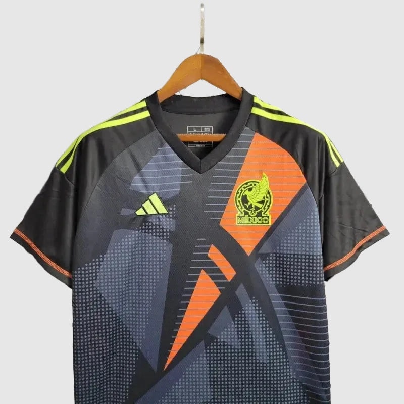 Goalkeeper 24/25 Shirt · Design 2