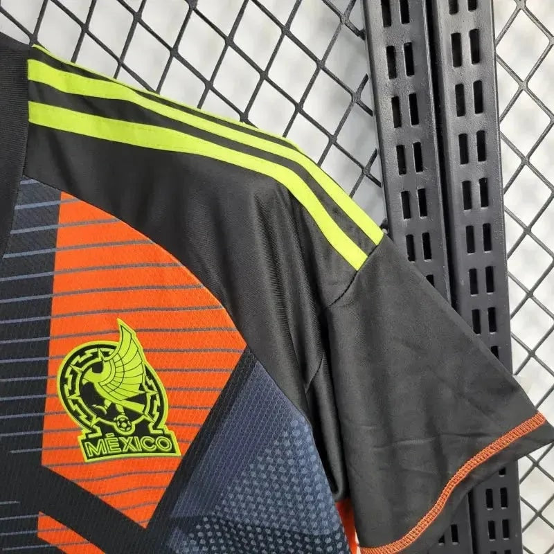 Goalkeeper 24/25 Shirt · Design 2
