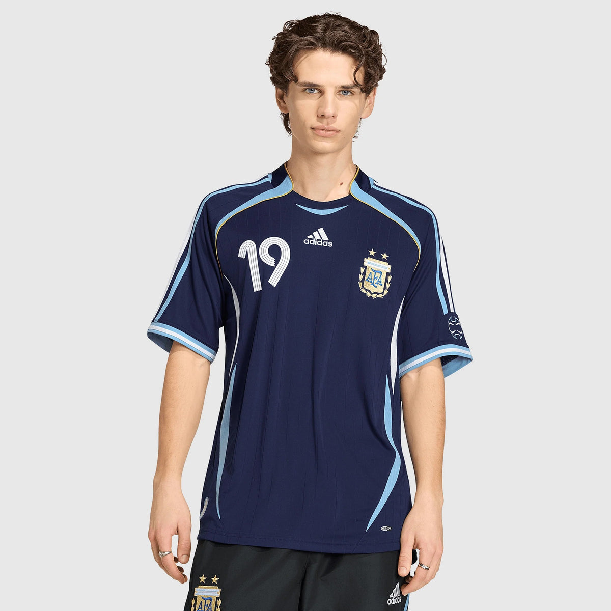 Retro Away 2006 Shirt #19