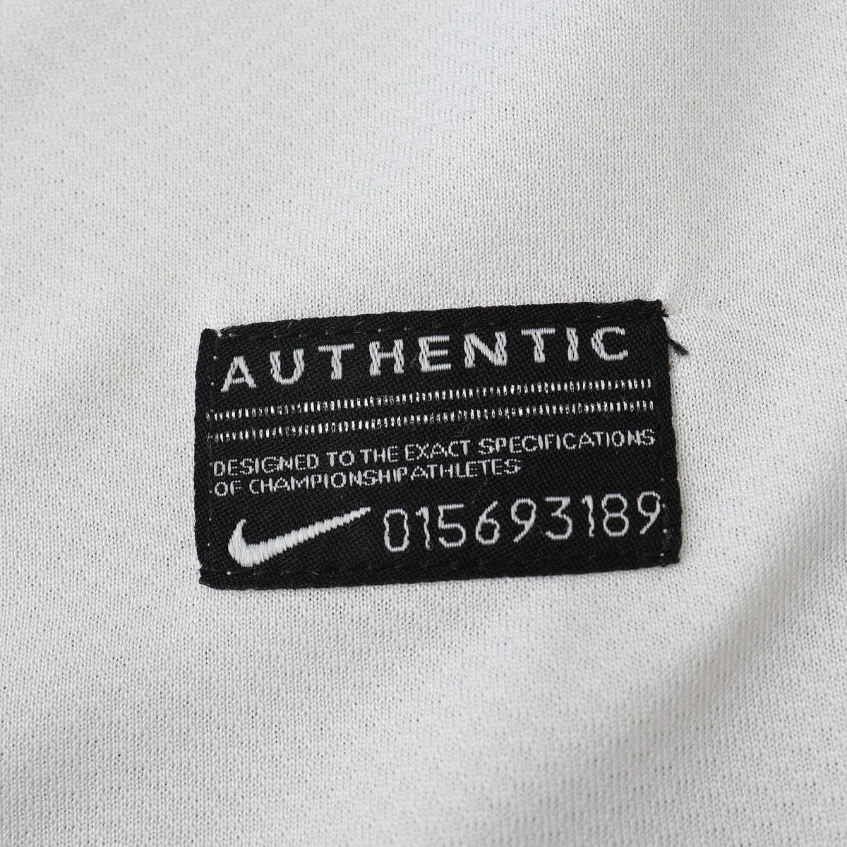 Retro Home 2011/12 Shirt · Design 2