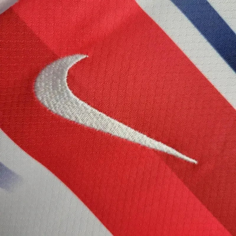 Training Top 24/25 · Design 2