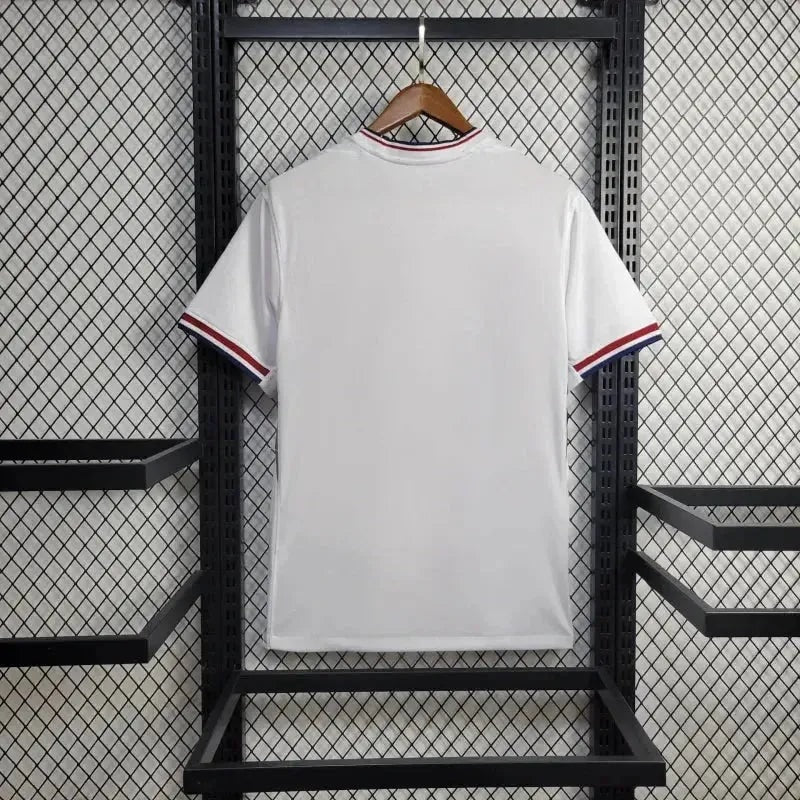 Training Top 24/25 · Design 3